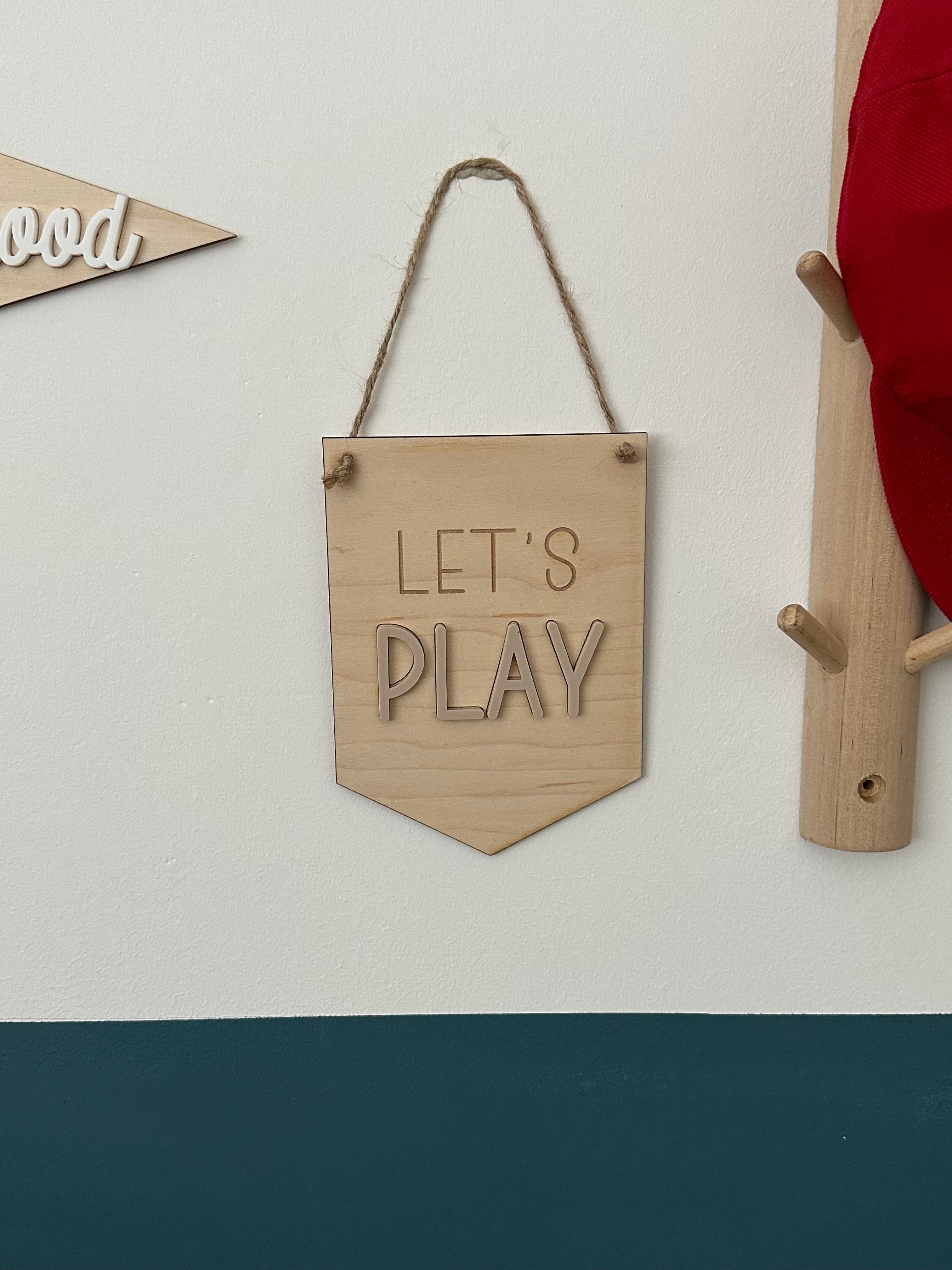 Mini wooden pennants